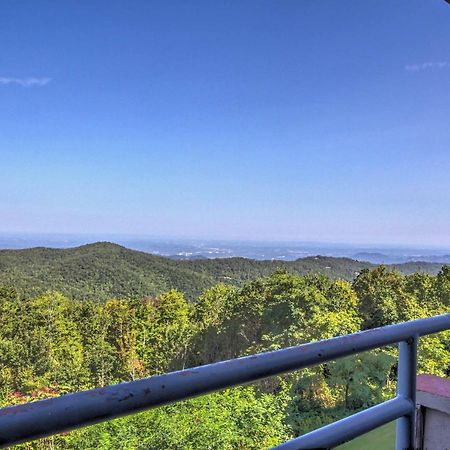 Gatlinburg Mountaintop Condo With Balcony And Views! Bagian luar foto
