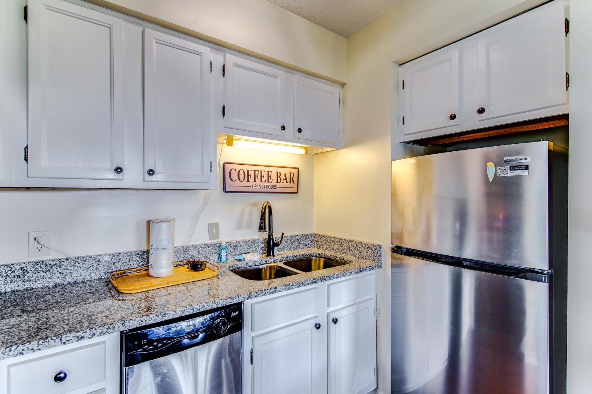 Gatlinburg Mountaintop Condo With Balcony And Views! Bagian luar foto