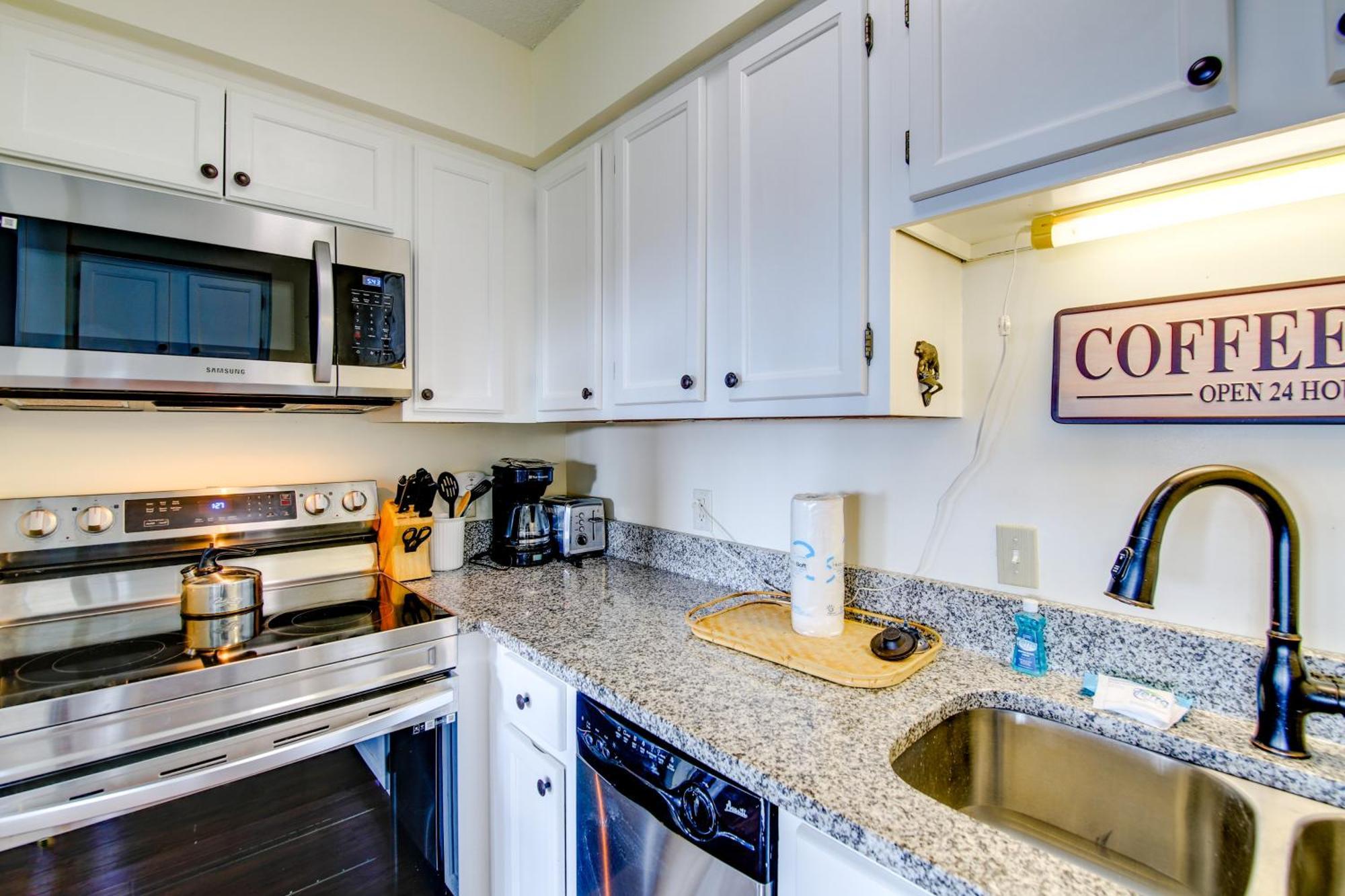 Gatlinburg Mountaintop Condo With Balcony And Views! Bagian luar foto
