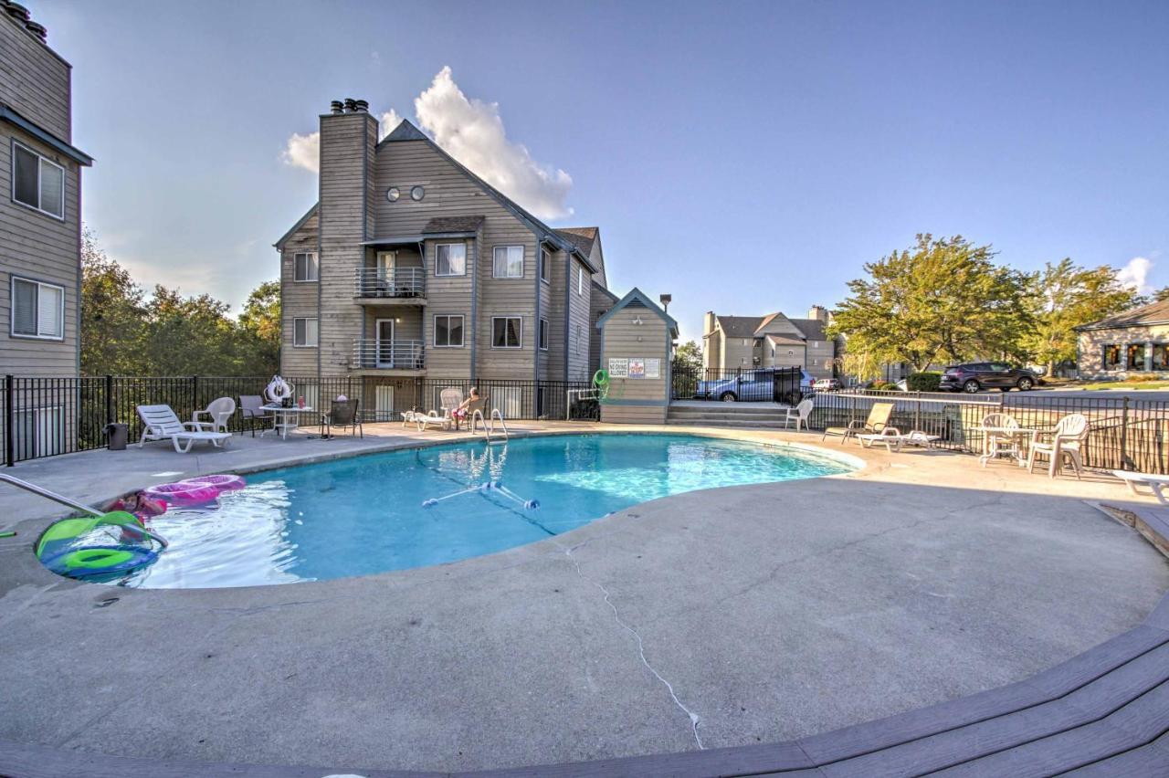 Gatlinburg Mountaintop Condo With Balcony And Views! Bagian luar foto